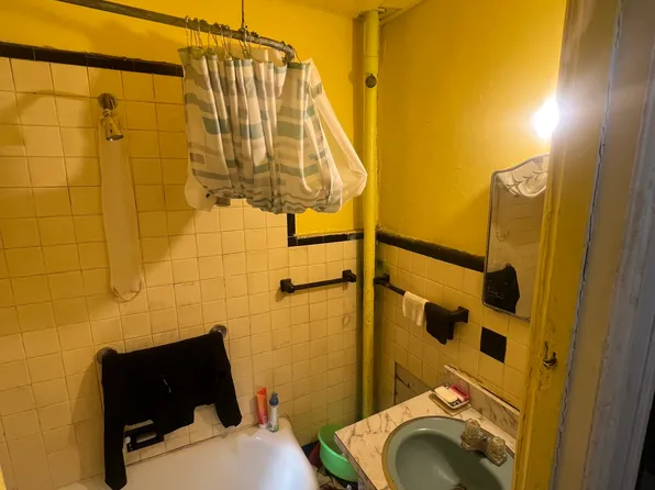 178 Lefferts Avenue image 12 of 18