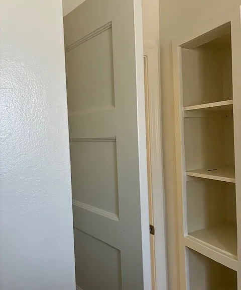 5221 Longfellow St #5221 — Photo 14
