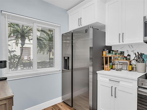 5th image of 2211 Belleair Rd APT D3