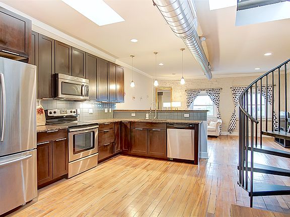 4th image of 2356 Park Ave Unit 56