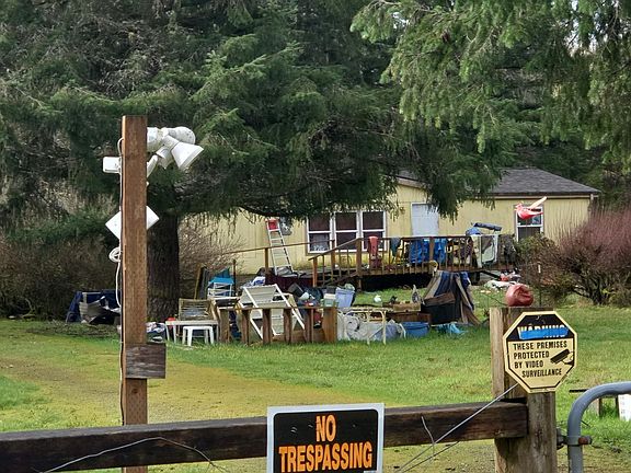 3rd image of 443 Oyler Rd