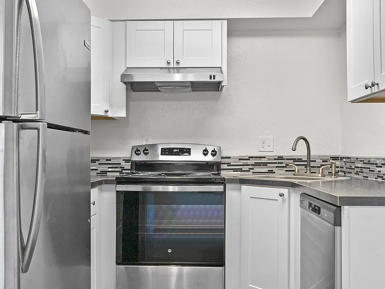 Colorado Townhomes — Photo 19