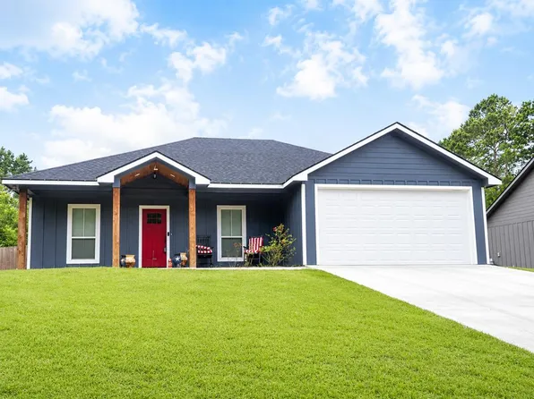 412 W Maple St, Huntington, TX 75949