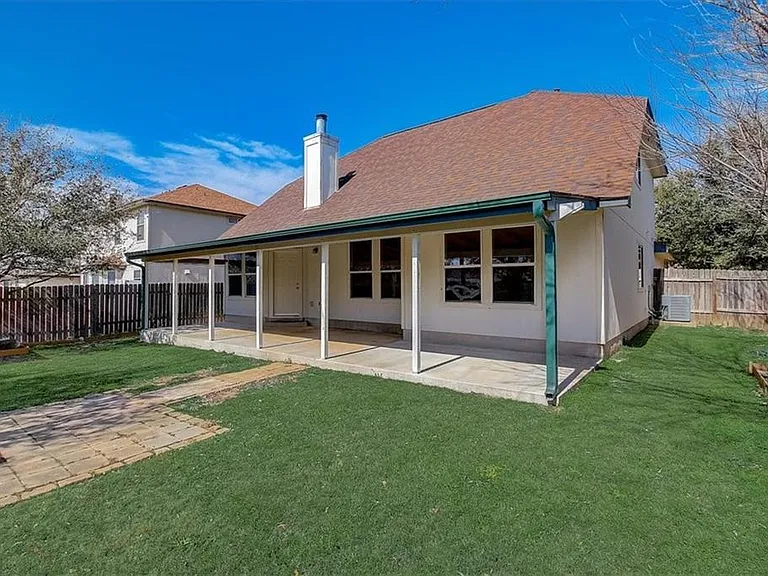 104 Cattail Cv — Photo 24