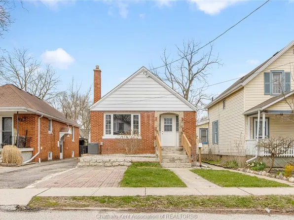 33 Wilson Ave, Chatham Kent, ON N7L 1K8
