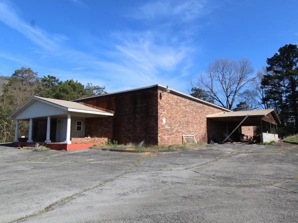 2045 N Main St, Whitwell, TN 37397