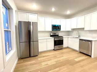 310 Chelsea St #3, Boston, MA 02128