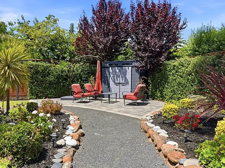2140 Carmelita Ave — Photo 40
