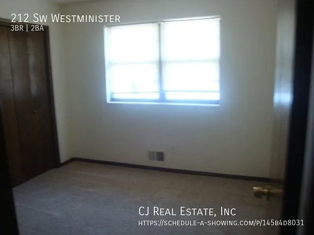 212 SW Westminister Rd — Photo 6
