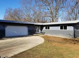4 Victoria Way, Mackinaw, IL