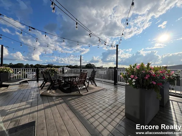 38 N Beacon St #3, Allston, MA 02134