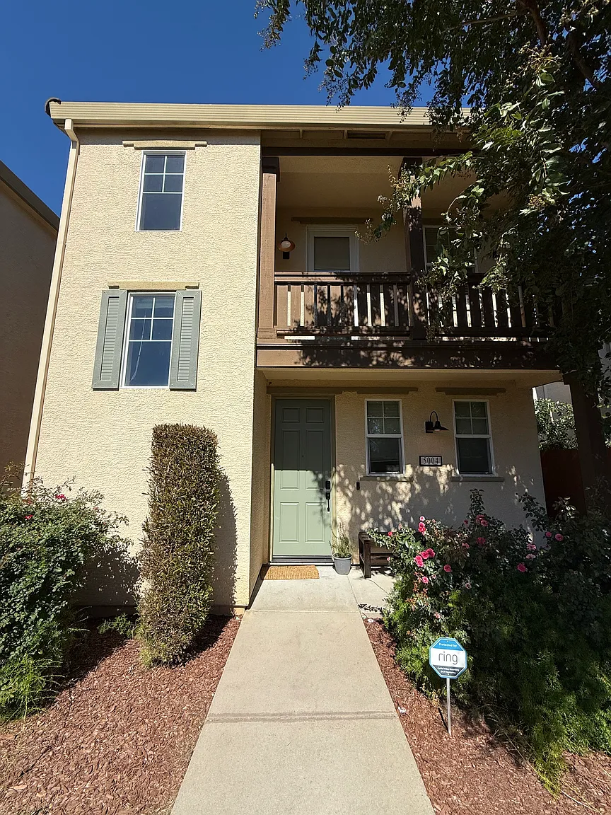 5004 Ocean Ln photo 1