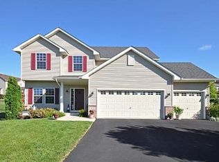 2072 Feather Cir, Waconia, MN 55387