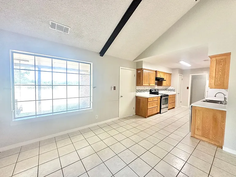 2829 Bailey Ln — Photo 7