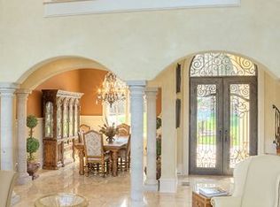 8935 Fair Oak Dr, Sherrills Ford, NC 28673