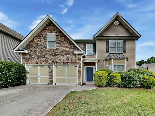 148 Crescent Woode Dr, Dallas, GA 30157