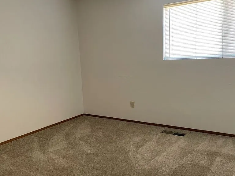 2545 Vallejo St — Photo 7