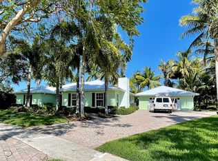 22178 Serenata Cir E, Boca Raton, FL 33433