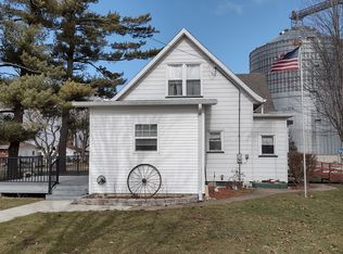 300 Main St, Leonore, IL 61332