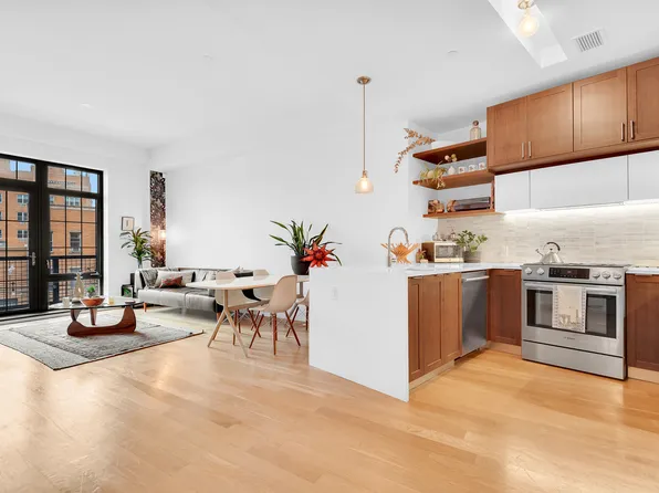 42 Maspeth Avenue image 1 of 20