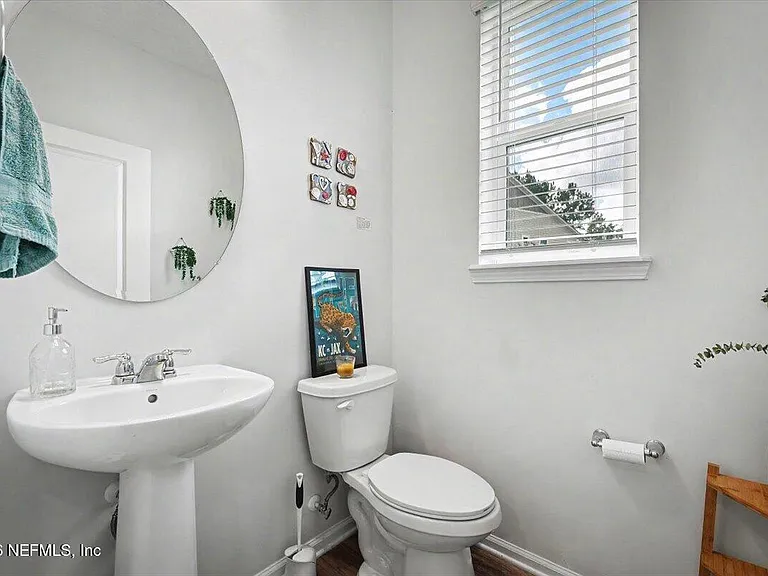 11150 Minnetta Ct — Photo 12
