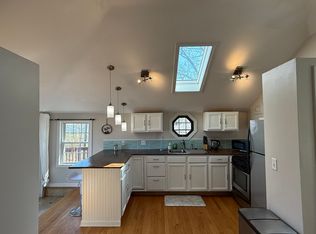 107 Sunset Beach Rd, Branford, CT 06405