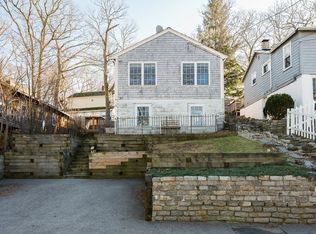 30 Colonial Rd, Weymouth, MA 02191