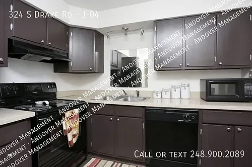 324 S Drake Rd #J-04 Photo 1 324 S Drake Rd #J-04 Photo 1