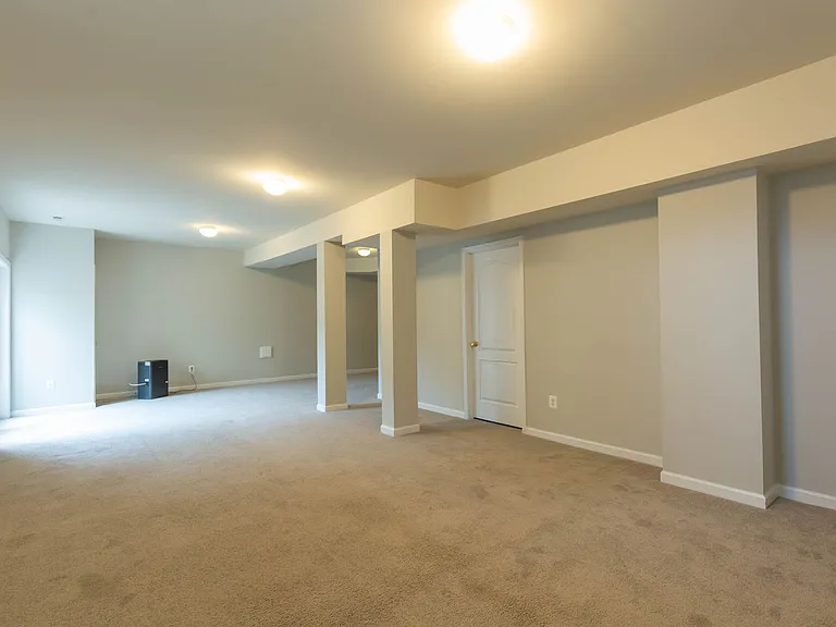 305 Lewisburg Ln — Photo 29
