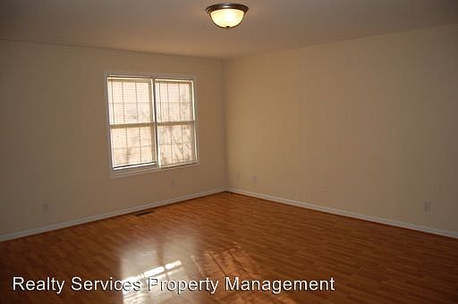 5th image of 1810 Broadway St Unit 200