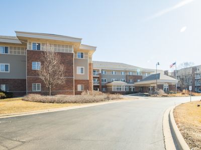 801 N McLean Blvd APT 334, Elgin, IL, 60123