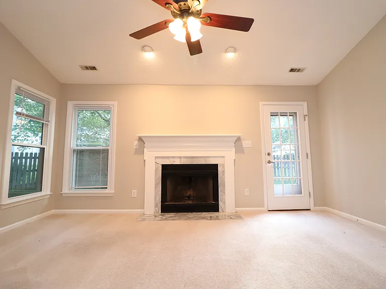 12305 Harcourt Dr — Photo 17