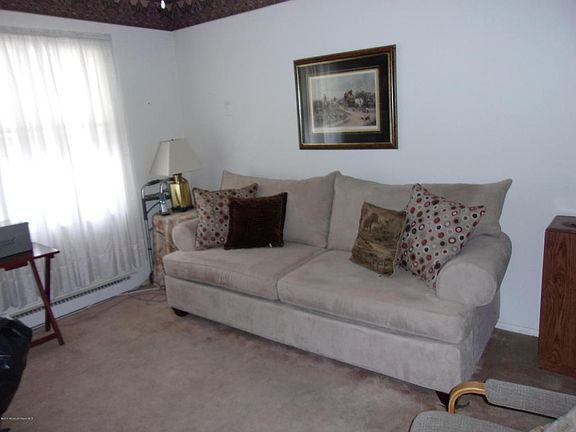 2nd image of 312B Coventry Ct