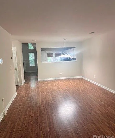 2536 Bardwell Ave NW — Photo 2