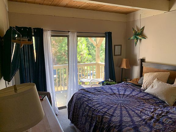 3rd image of 1001 Commonwealth Dr #145