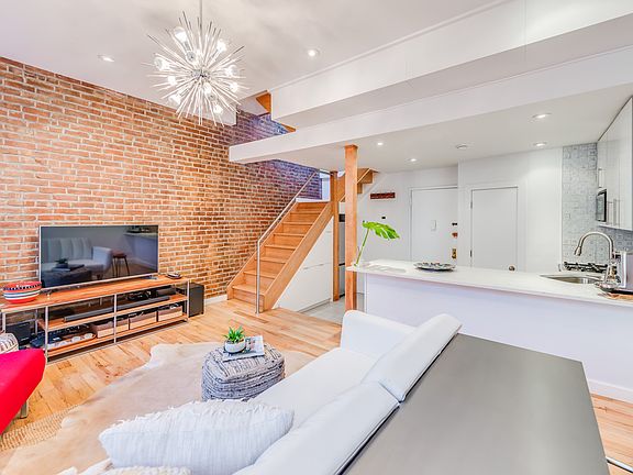 5th image of 171 W 73rd St APT 10