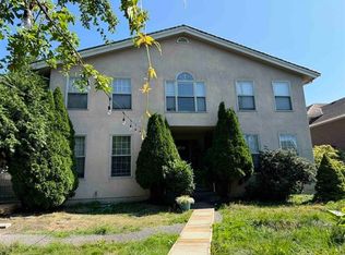 7426 Bridge St, Richmond, BC V6Y2S7