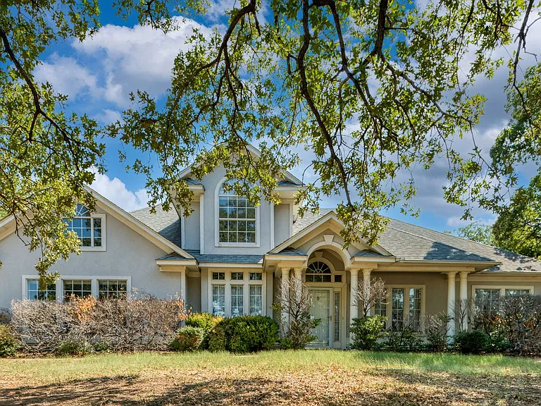 4525 Teasley Ln — Photo 1