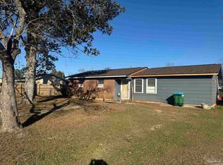 104 Evelyn St, Flomaton, AL 36441