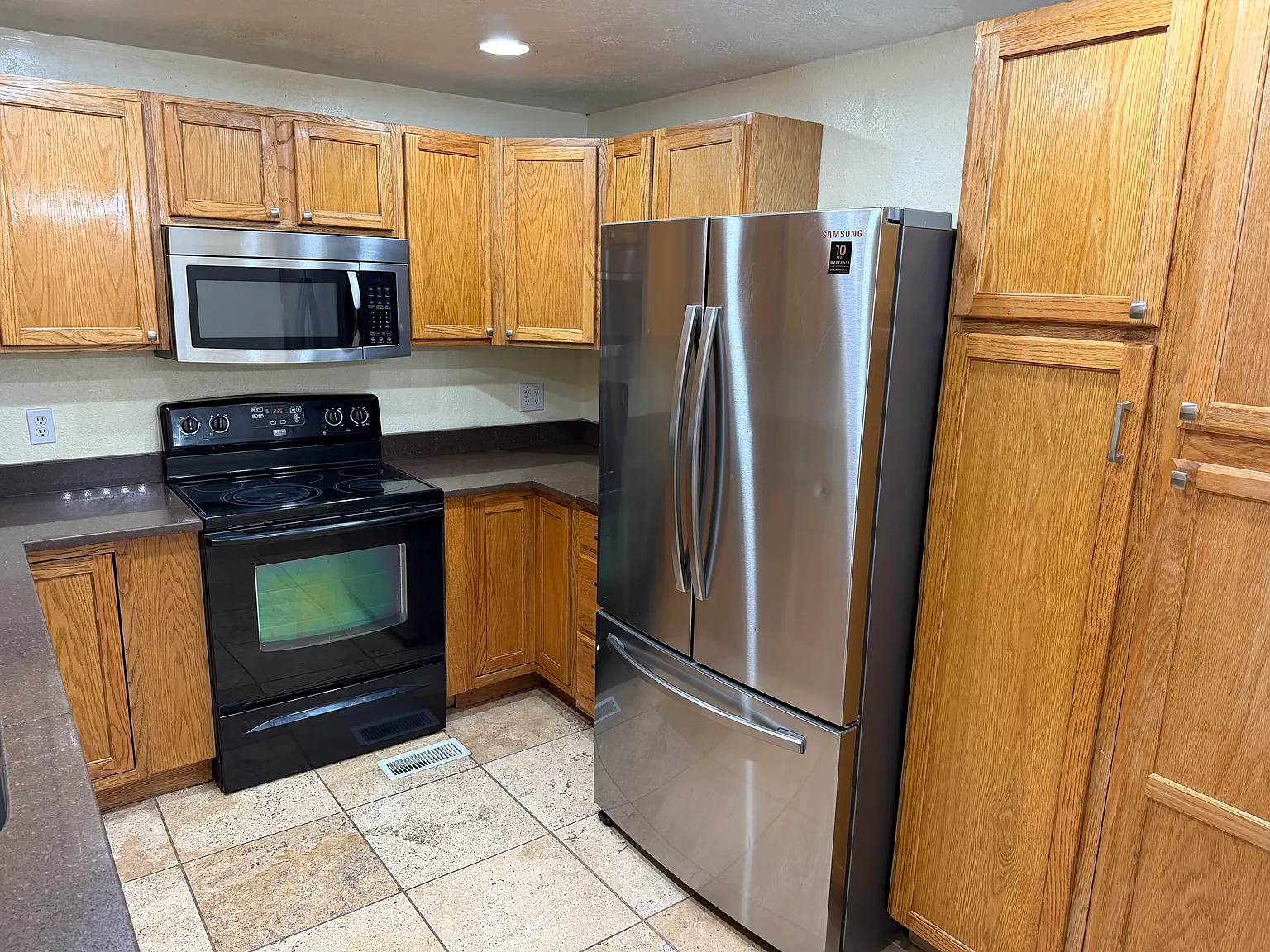810 N 700 E — Photo 4