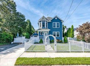 216 W Connecticut Ave, Somers Point, NJ 08244