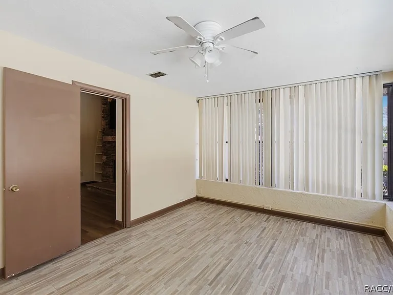 3632 N Honeylocust Dr — Photo 20
