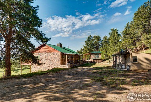 3rd image of 3076 Green Mountain Dr