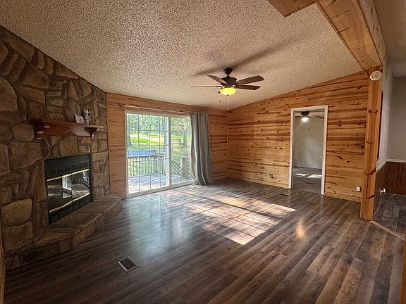 3rd image of 28896 Justice Rd