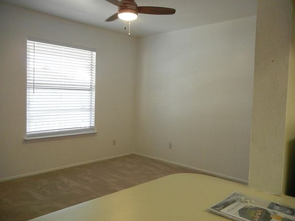 4th image of 500 College Ave APT 548