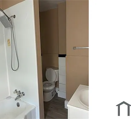 1703 Oakdale Ave — Photo 12