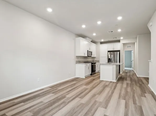 1551 Stratus Dr, Pomona, CA 91768