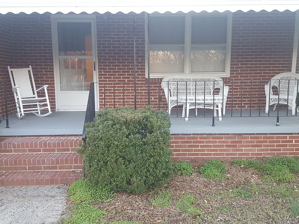 1st image of 17363 Warwick Blvd