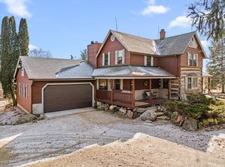 2666 Jackson Dr, Jackson, WI 53037