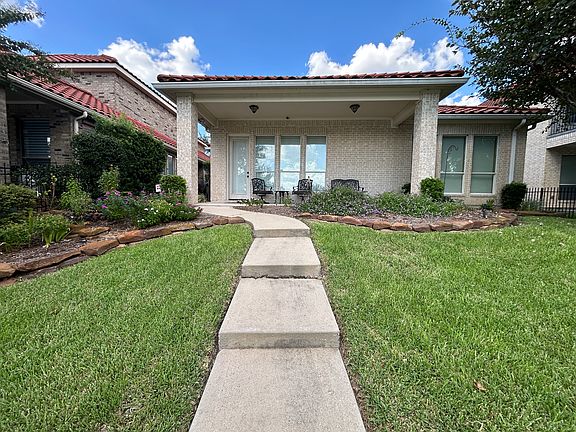 2nd image of 6 Peach Tree Ct